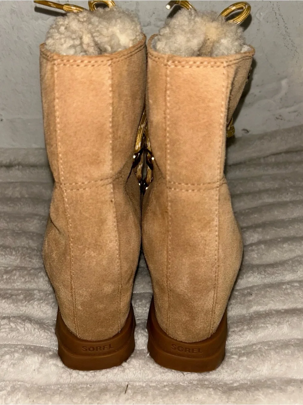 Sorel wedge ankle